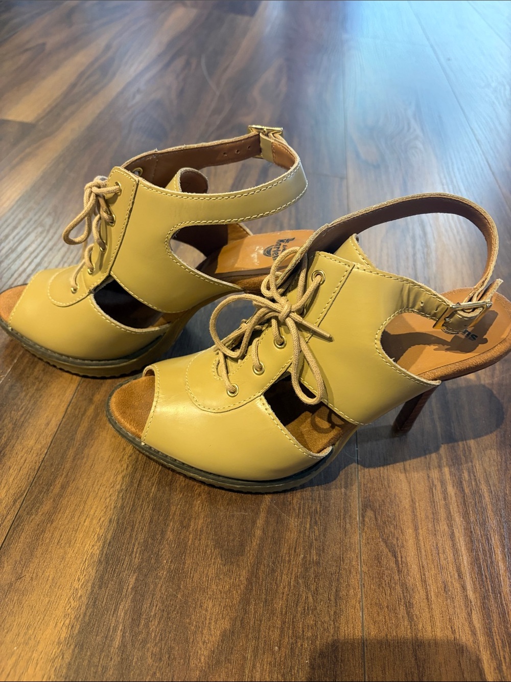 Women's Lace-Up Open-Toe Heeled Sandals - Tan Dr Martens